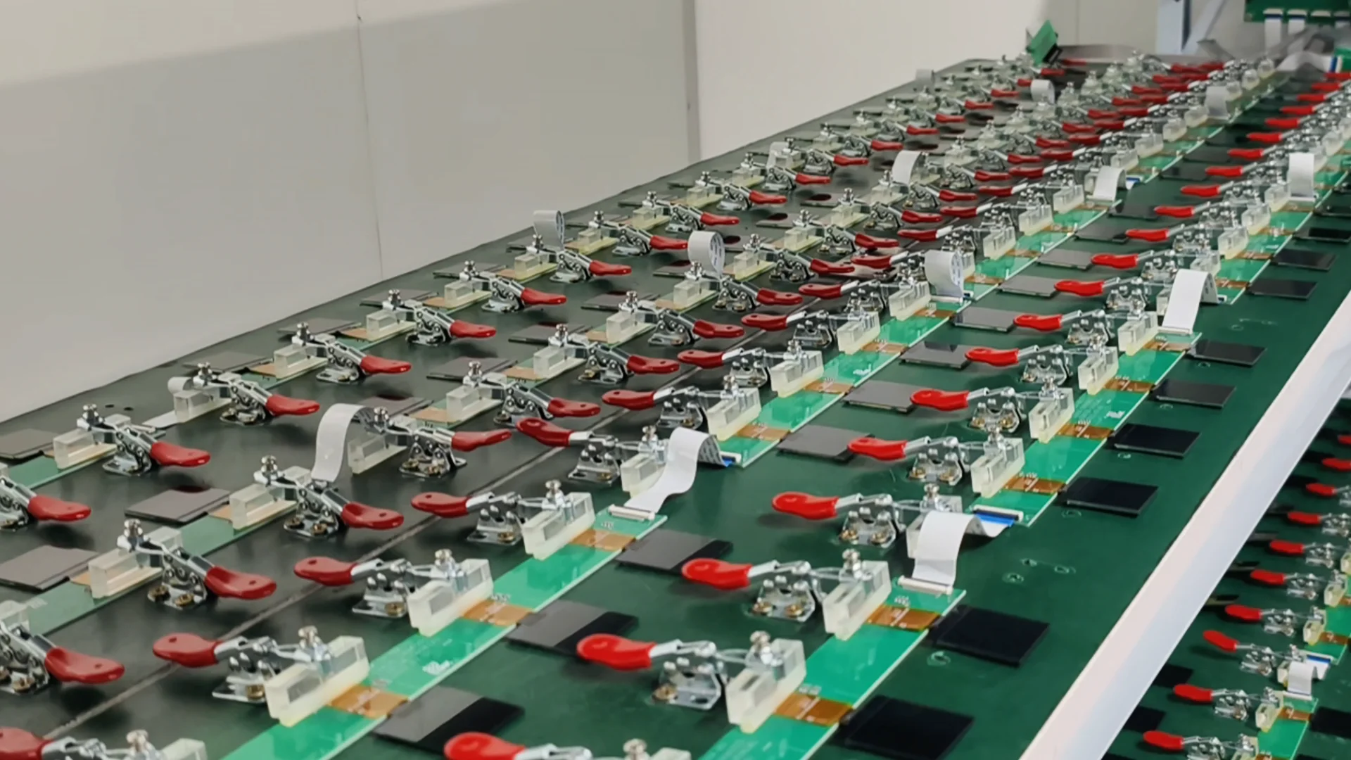 TFT Посібник з проектування температури навколишнього середовища: професійні поради від CNK Electronics